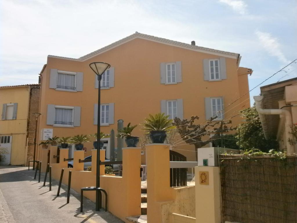 Hotel Du Parc Six-Fours-les-Plages Exterior photo