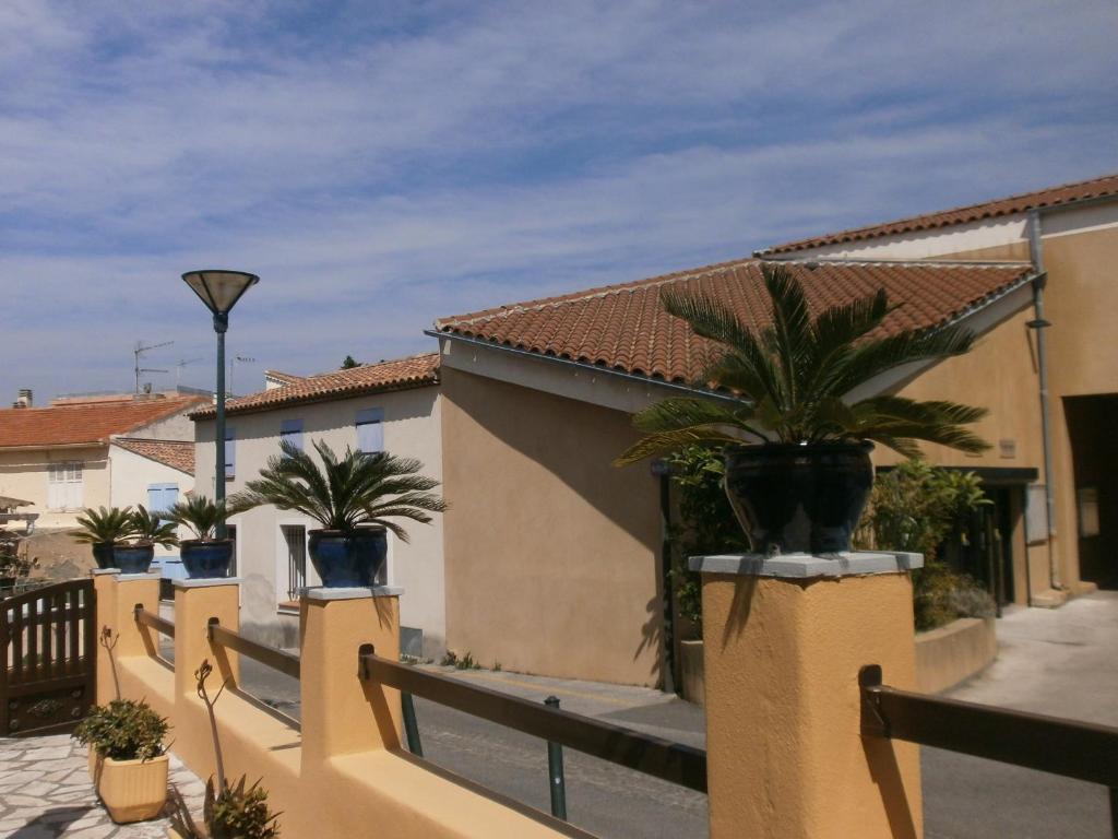 Hotel Du Parc Six-Fours-les-Plages Exterior photo